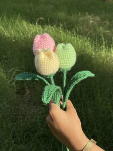 Handcrafted Crochet Tulip Flower – Elegant Crochet Floral Décor